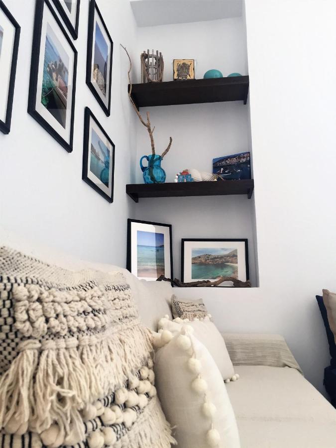 Villa Miranda Chalki Town Екстериор снимка